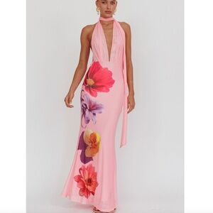 Selfie Leslie Dress Flowers Pink